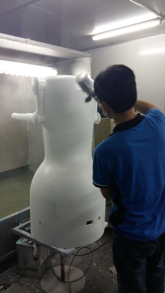 機(jī)器人手板噴油